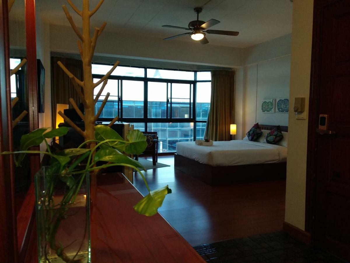 Jane'S House Hotel Chiang Mai Bagian luar foto